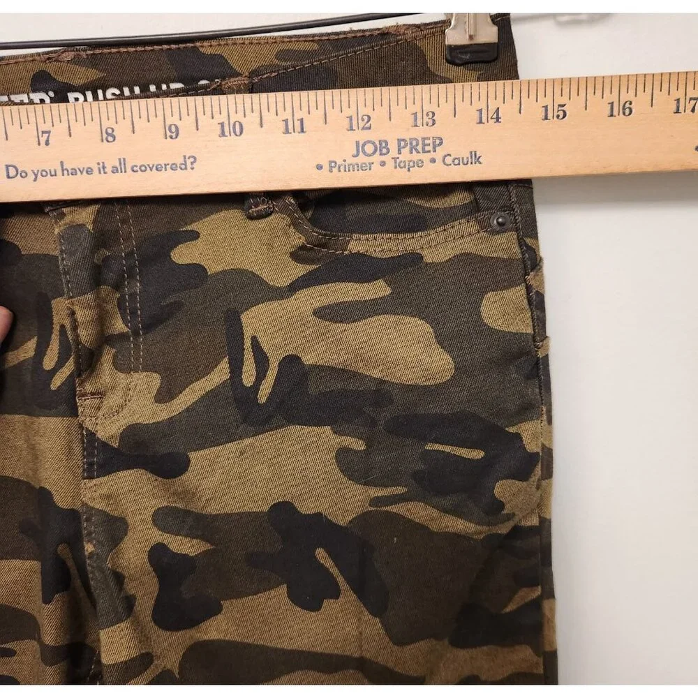 Womens Joe Boxer Push Up Skinny Jeans Camo‎ Stretch Green Juniors Size 3 EUC